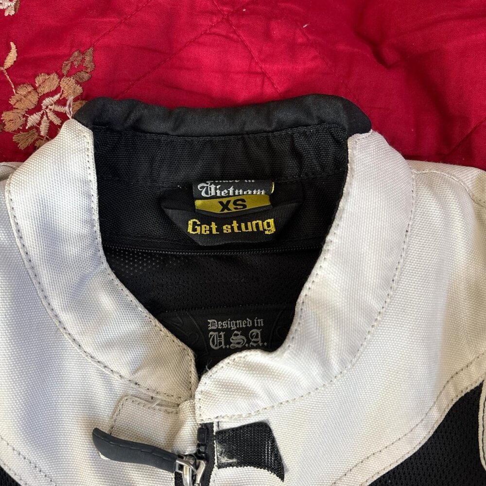 White and black racing biker jacket with lace up sides - Picture 2 of 6